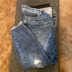 Torrid Sky High Skinny Jeans Distressed Size 22S